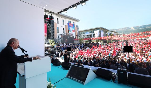 Cumhurbaşkanı Erdoğan, Azerbaycan Mahallesi'nde 250 Bininci Afet Konutu Anahtar Teslim Töreni'nde konuştu: (1)