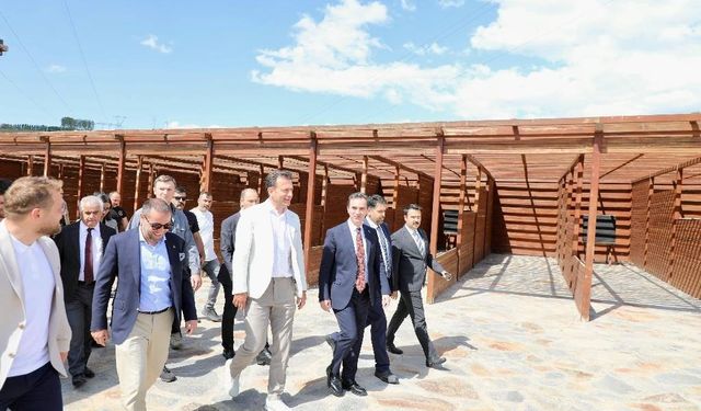 Bitlis Valisi Karakaya, 1071 Malazgirt Zaferi’nin kutlanacağı alanda incelemelerde bulundu