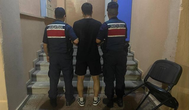 Artvin'de uyuşturucu operasyonunda yakalanan 2 zanlı tutuklandı