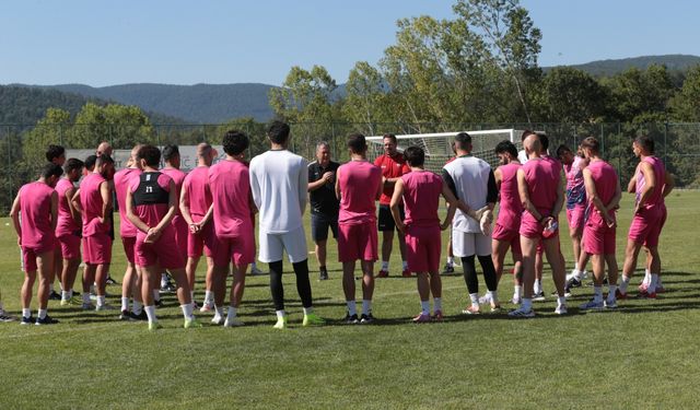 İran temsilcisi Traktör, yeni sezona Bolu'da hazırlanıyor