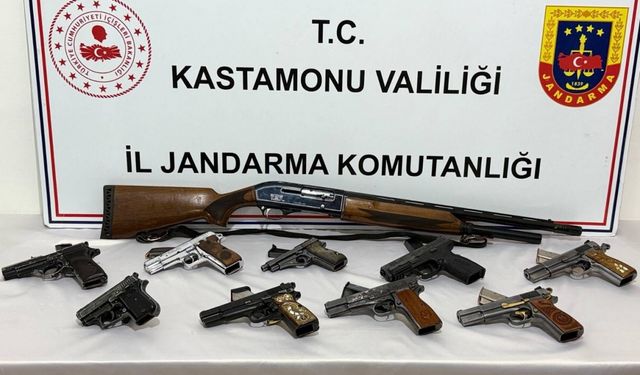 Kastamonu'da evinde 10 silah bulunan kişi gözaltına alındı