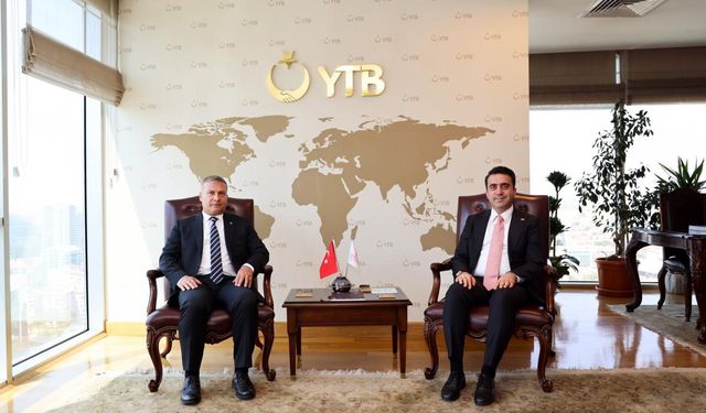 Anadolu Üniversitesi ile YTB arasında Türk Dili ve Kültürü için iş birliği adımı