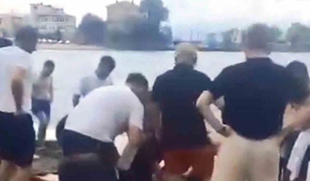 Baba ile kızın deniz keyfi faciayla sonlandı