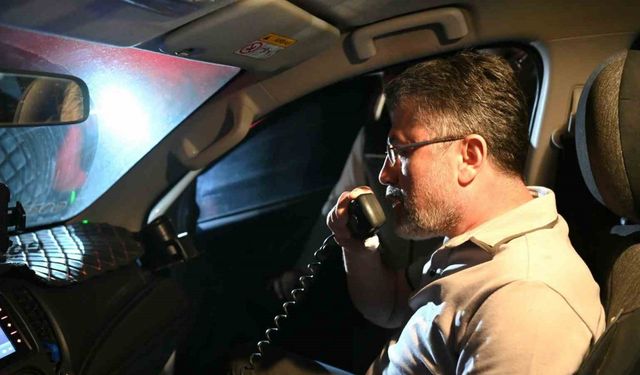 Bakan Yumaklı’dan yangın bölgesinde çalışan ekiplere moral ziyareti