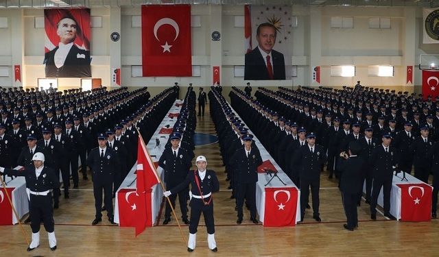 Erzincan POMEM’de 449 polis adayı mezuniyet coşkusunu yaşadı