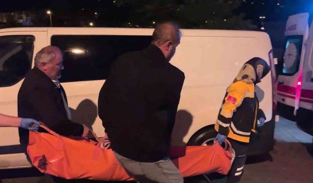 Evdeki eğlence kanlı bitti: Silahla kendini vuran genç öldü, arkadaşı ağır yaralandı