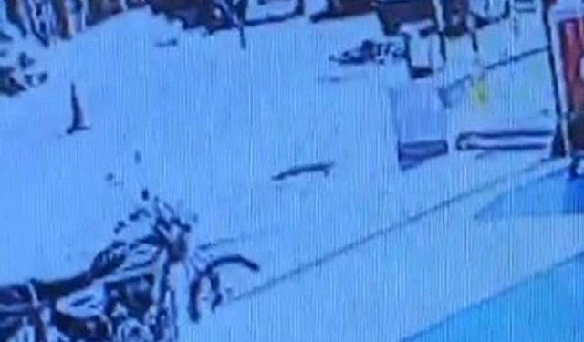 Geri manevra yapan aracın çarptığı yaşlı adam hayatını kaybetti