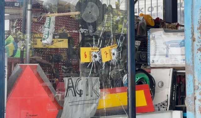Isparta’da hırdavatçı dükkanı kurşunlandı