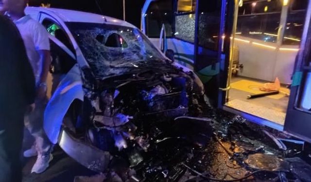 Rize’de minibüs ile hafif ticari araç çarpıştı: 10 yaralı