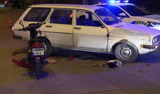 Tavşanlı’da otomobil ile motosiklet çarpıştı: 2 yaralı