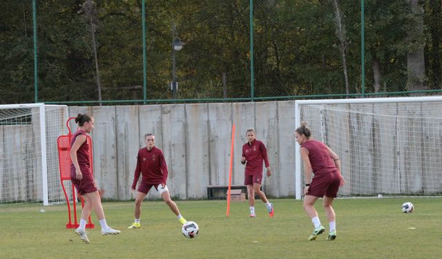 Galatasaray Kadın Futbol Takımı yeni sezona Bolu'da hazırlanıyor