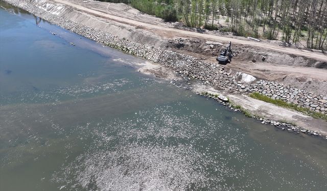 Meriç Nehri kıyısındaki setler güçlendiriliyor