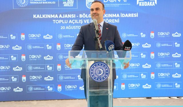 Sanayi ve Teknoloji Bakanı Kacır, Bayburt'ta açılış ve imza töreninde konuştu: