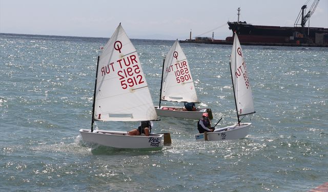 Tekirdağ'daki yelken yarışlarında 8 ülkeden 280 sporcu yarışacak