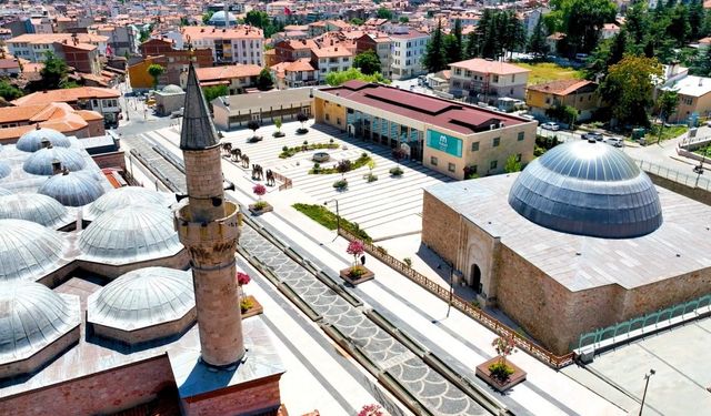 Başkan Yazıcıoğlu’ndan Tokat’ta eğitimine başlayan gençlere destek sözü