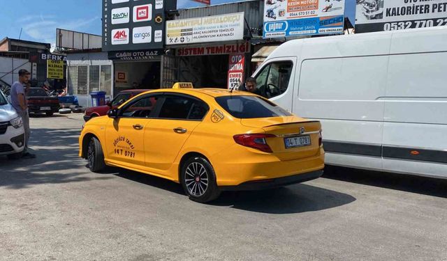 Bolu’da alkollü yolcu, taksi şoförüne kurusıkı silah çekti