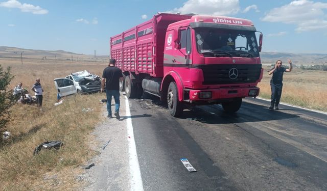 Çorum’da 5 araç birbirine girdi: 10 yaralı