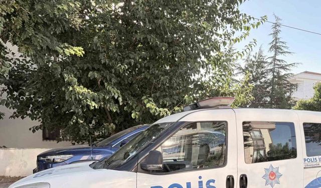 Evinin önünde silahlı saldırıya uğrayan şahıs yaralandı