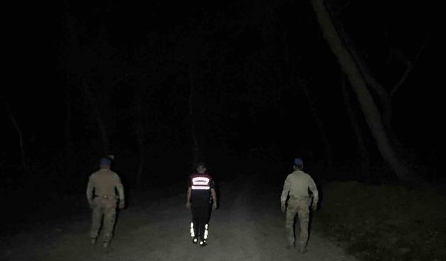 Jandarmadan tarlalarda hırsızlığa karşı nöbet