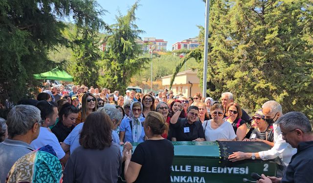 Ankara'da kayınpederi tarafından bıçaklanarak öldürülen kadının cenazesi Bursa'da defnedildi