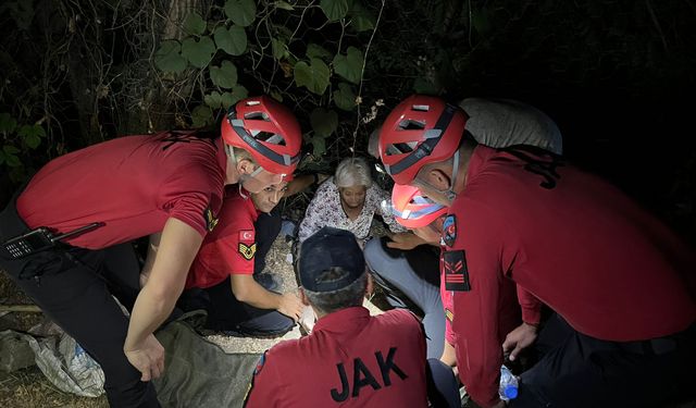 Aydın'da kaybolan yaşlı kadın mahallede beslediği köpek sayesinde bulundu