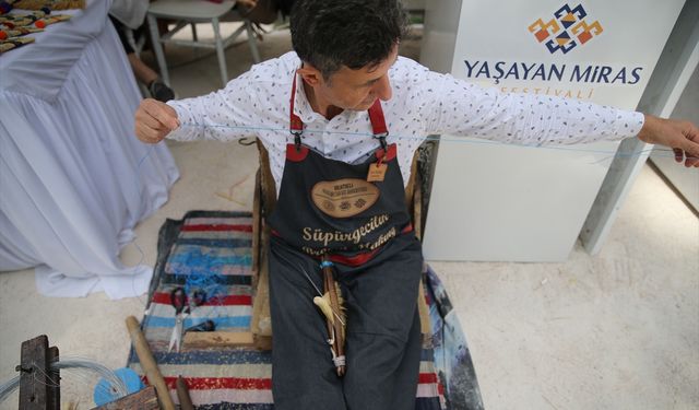 Edirneli süpürge ustaları, mesleği geleceğe taşıyacak çırak bulamıyor