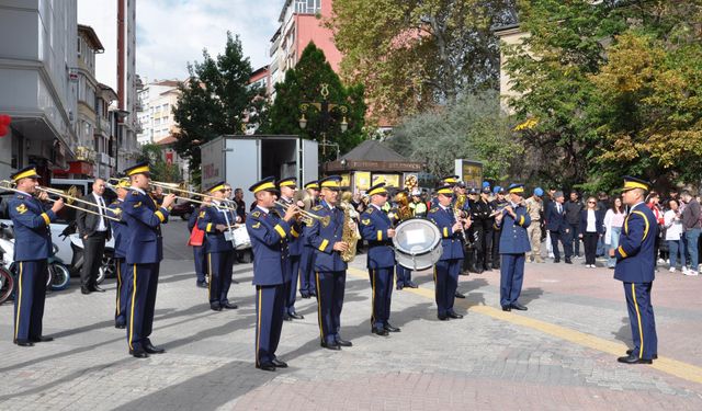 Eskişehir'de tefecilik operasyonunda 10 şüpheli yakalandı