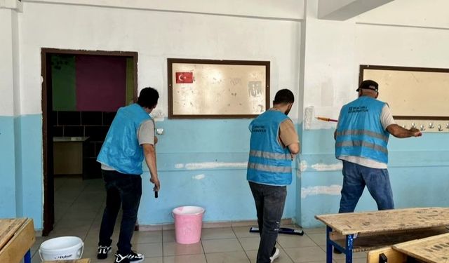 Kırşehir'de 8 okulun tamiri yükümlüler tarafından yapıldı