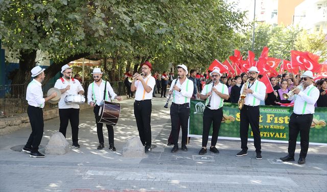 Siirt Fıstığı Doğa ve Kültür Festivali düzenlendi