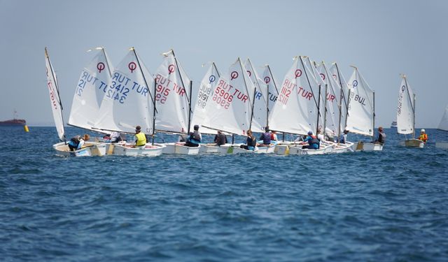 Tekirdağ'da 9. Uluslararası Süleymanpaşa Optimist Cup Yelken Yarışları başladı