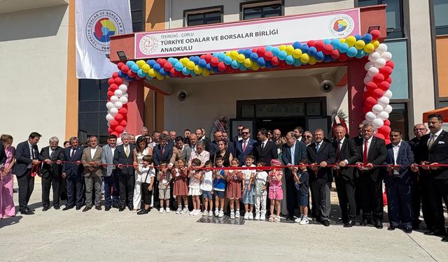TOBB Başkanı Hisarcıklıoğlu Tekirdağ'da okul açılışına katıldı
