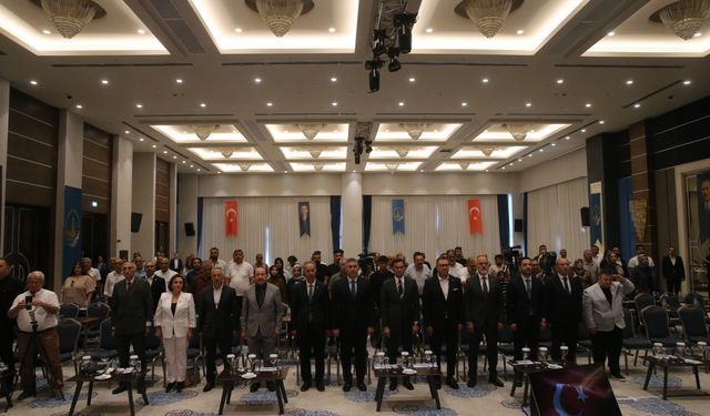 Tokat Belediye Başkanı Yazıcıoğlu, kentsel dönüşüm bilgilendirme toplantısı düzenledi