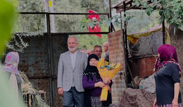 AK Parti heyeti şehit ailesi ile bir araya geldi