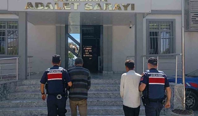 Aydın’da 63 kilo kuru incir çalarken suçüstü yakalandılar