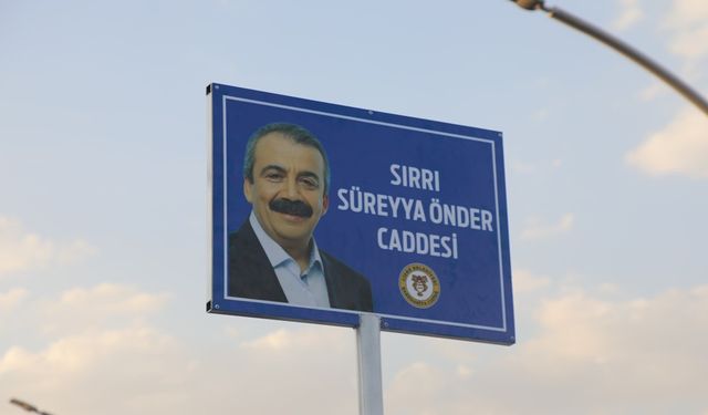 Cizre’de bir caddeye Sırrı Süreyya Önder’in ismi verildi