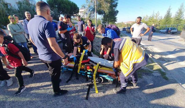 Çocukları taşıyan servis kazaya karıştı, veliler hastaneye koştu