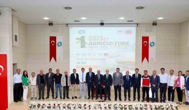 Dijital tarımın geleceği Niğde’de masaya yatırıldı