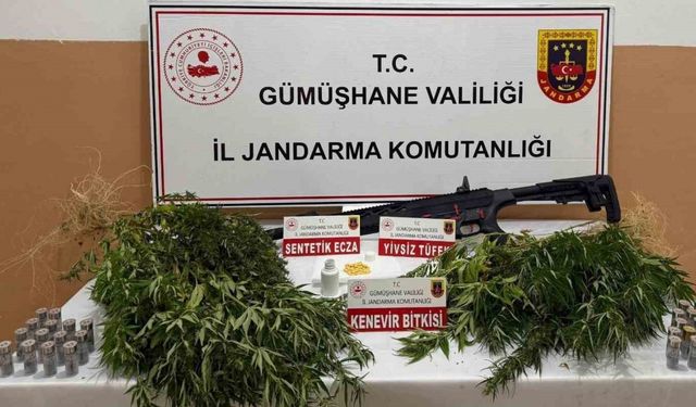 Gümüşhane’de kaçak alkol, kenevir ve ruhsatsız silah ele geçirildi