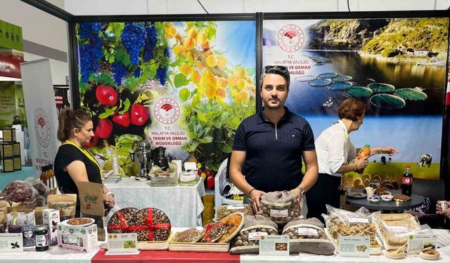 Hekimhan cevizi ve alıç sirkesi, Erzurum’daki uluslararası tarım ve hayvancılık fuarında göz kamaştırdı