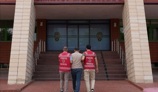 Kendisini bankacı olarak tanıtıp 393 bin TL dolandıran şahıs tutuklandı