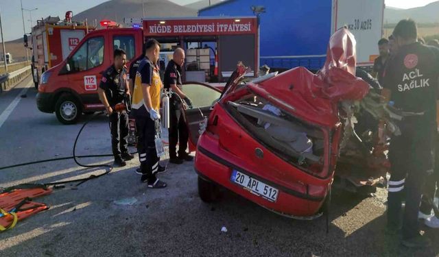 Niğde-Pozantı Otoyolu’nda feci kaza: 2 ölü, 3 yaralı
