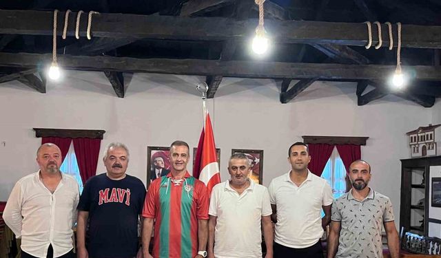Tecrübeli teknik adam Osmanelispor ile anlaştı