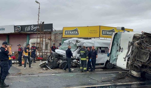 Tekirdağ’da korkunç kaza: 3 ölü, 9 yaralı