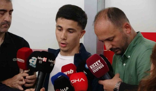 Trabzonspor’un yeni transferi Benjamin Bouchouari, Trabzon’a geldi