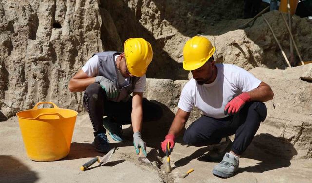 Yolun altından bin 500 yıllık tarih çıktı
