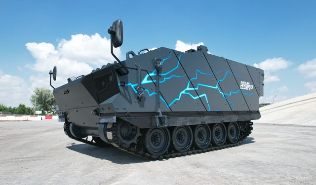 Askeri araçlara güç verecek 'hibrit' çözüm Almanya'da vitrine çıktı