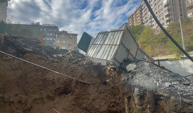 Beşiktaş'ta inşaat halindeki binanın istinat duvarı yıkıldı