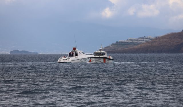 Bodrum'da düzensiz göçmenleri taşıyan tekne battı