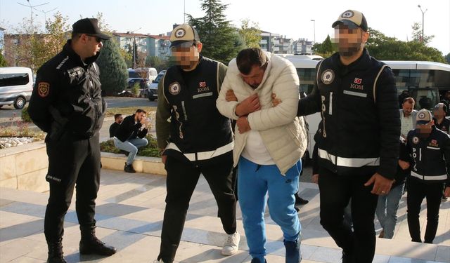 Denizli'de sahte kan raporu operasyonunda yakalanan 5 kişi tutuklandı