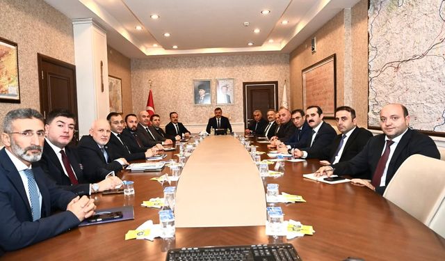 Erzurum'da 'model fabrika' kurulması için toplantı yapıldı